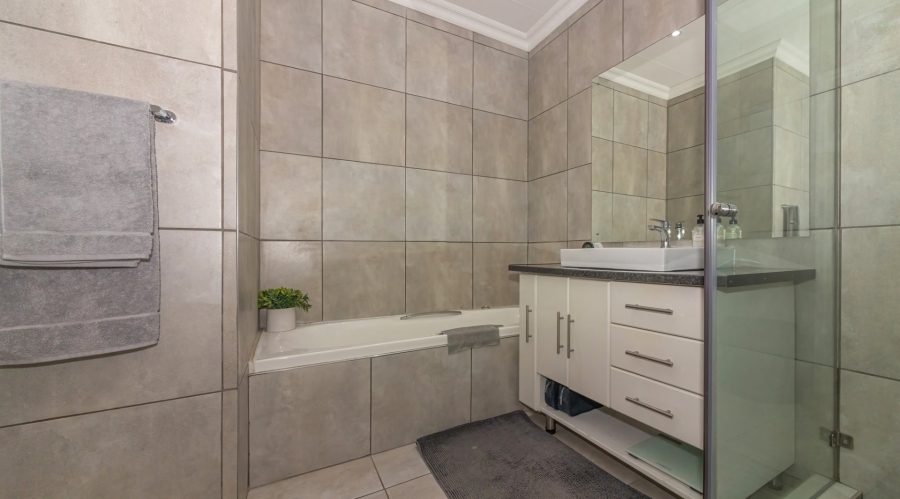 3 Bedroom Property for Sale in Kroonstad Central Free State